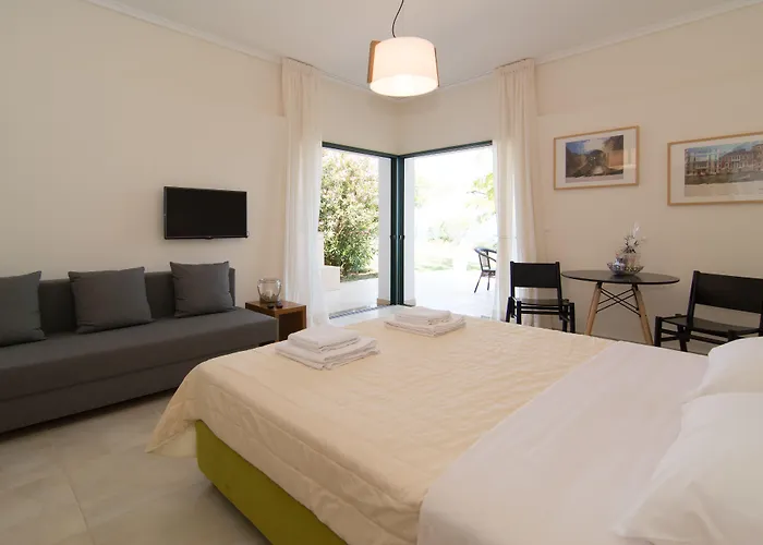 Angelbay * Agia Triada (Thessaloniki)