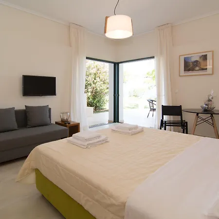 Angelbay * Agia Triada (Thessaloniki)