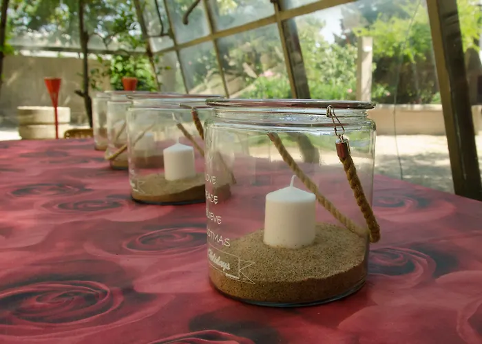 Angelbay Agía Triás